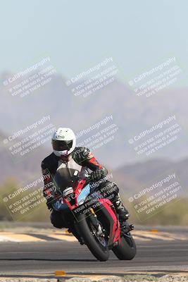 media/Oct-26-2025-Race Pace (Sun) [[c1447ca738]]/Non Verified (1st 20 Minutes of every Hour)/4-Turn 14 (1110am)/